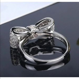 white sapphire Bow sterling silver ring - size-6.5 .